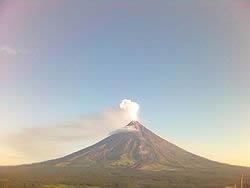  Vulco Mayon, Filipinas - Fonte: Wikipdia 